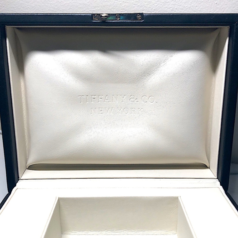 Tiffany & Co. Genuine Alligator & Stainless Steel Black Atlas Watch Gyromatic - Picture 13 of 16